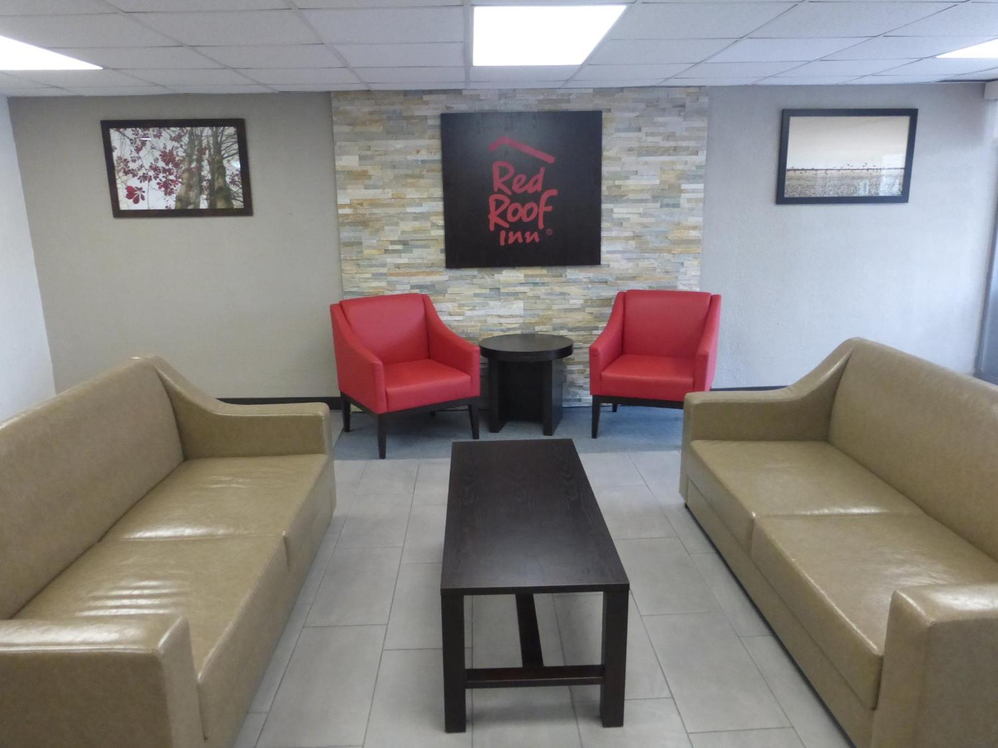 Red Roof Inn Страудсберг Экстерьер фото