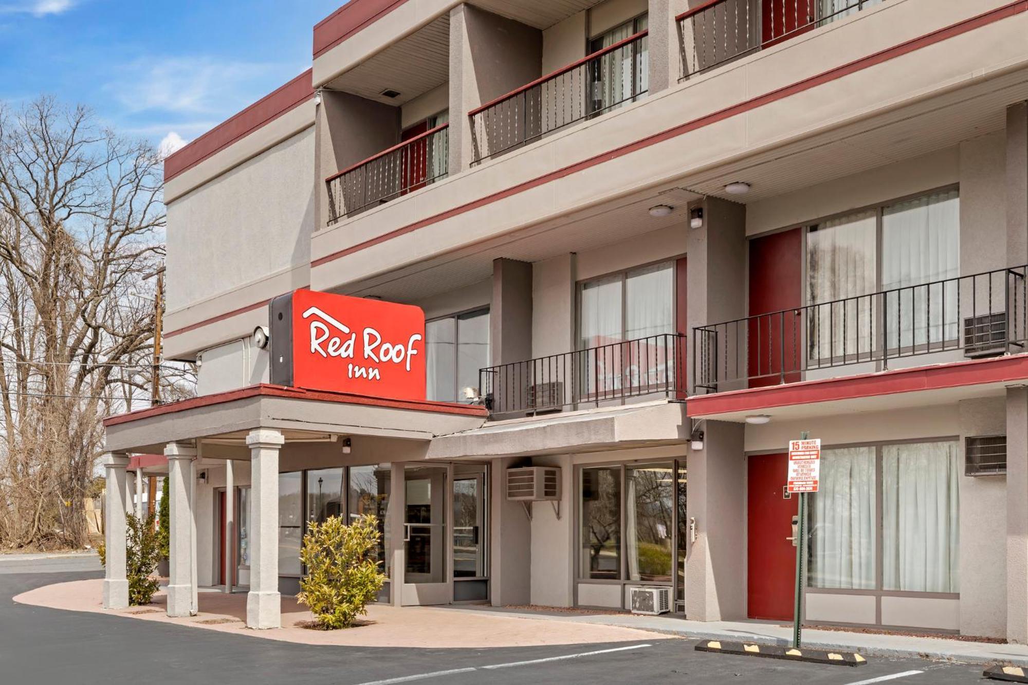 Red Roof Inn Страудсберг Экстерьер фото
